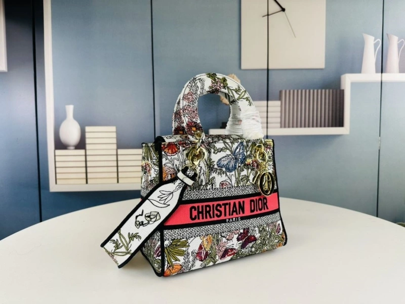 Dior Shopping Bags 4081B-1636