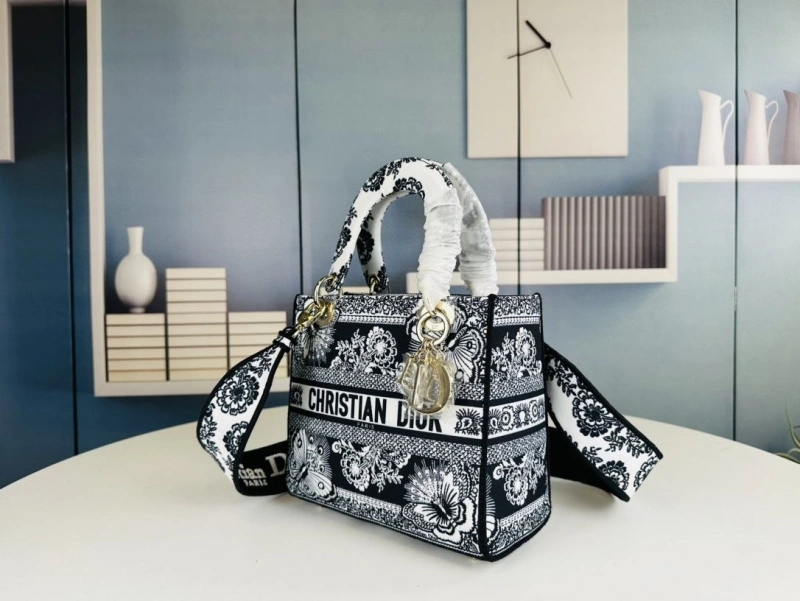 Dior Shopping Bags 4081B-1640