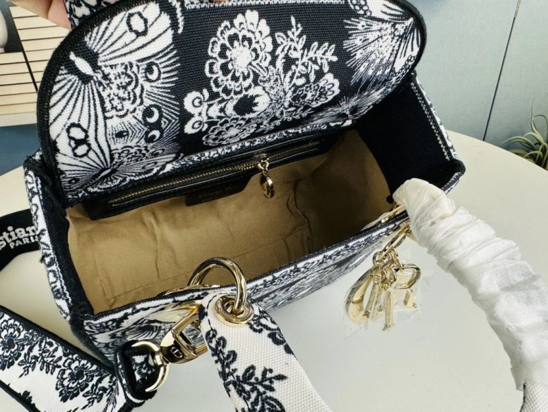 Dior Shopping Bags 4081B-1640