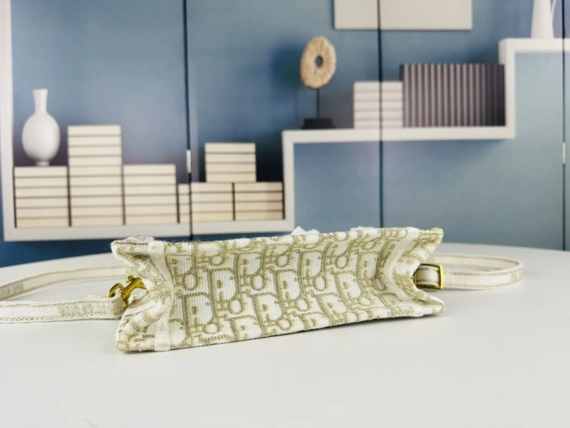 D10r shopping bags 4081b-1716