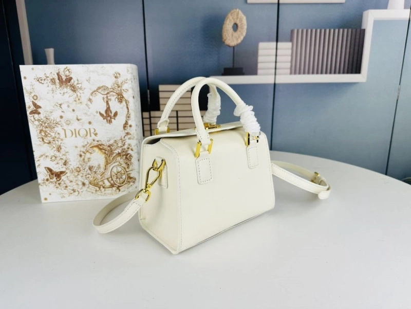 D10r top handle bags 4081b-1755