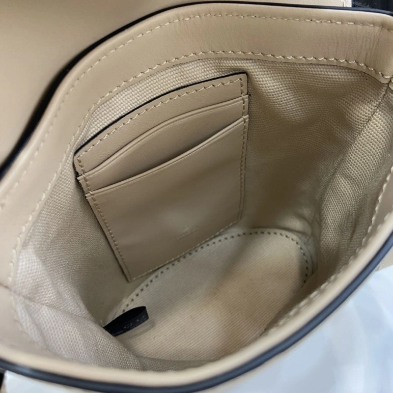 Gucci Bucket Bags 4094-0137