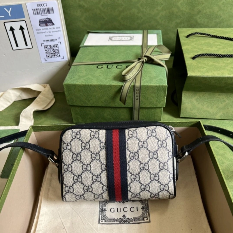 Gucci Clutch Bags 4094-0437