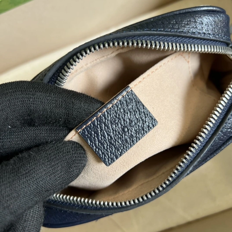 Gucci Clutch Bags 4094-0437