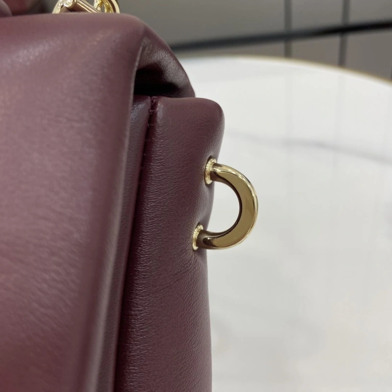 Gvc*1 top handle bags 4094b-0088