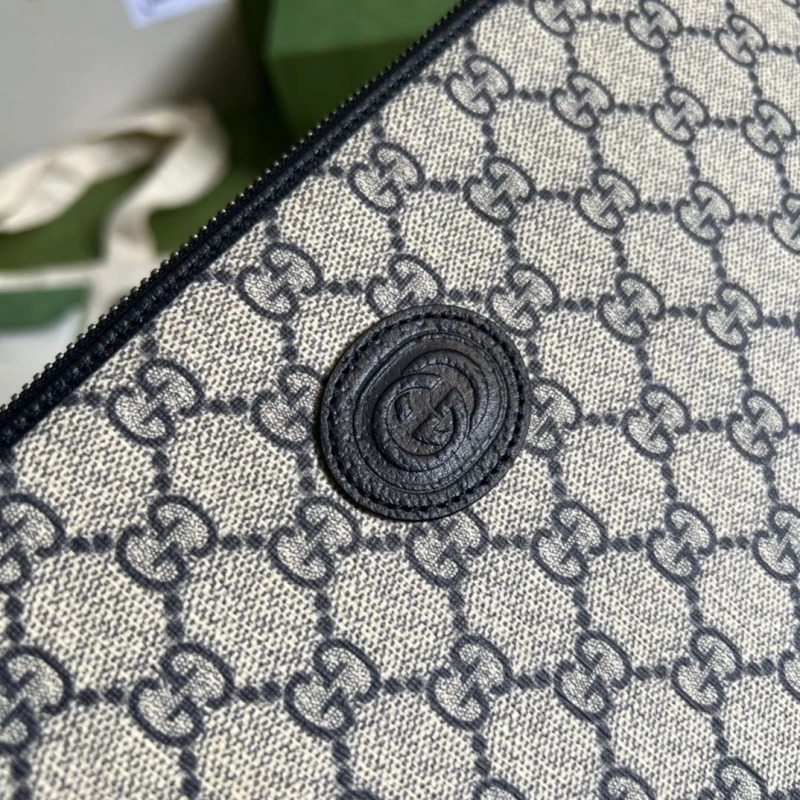 Gvc*1 clutch bags 4094b-0318