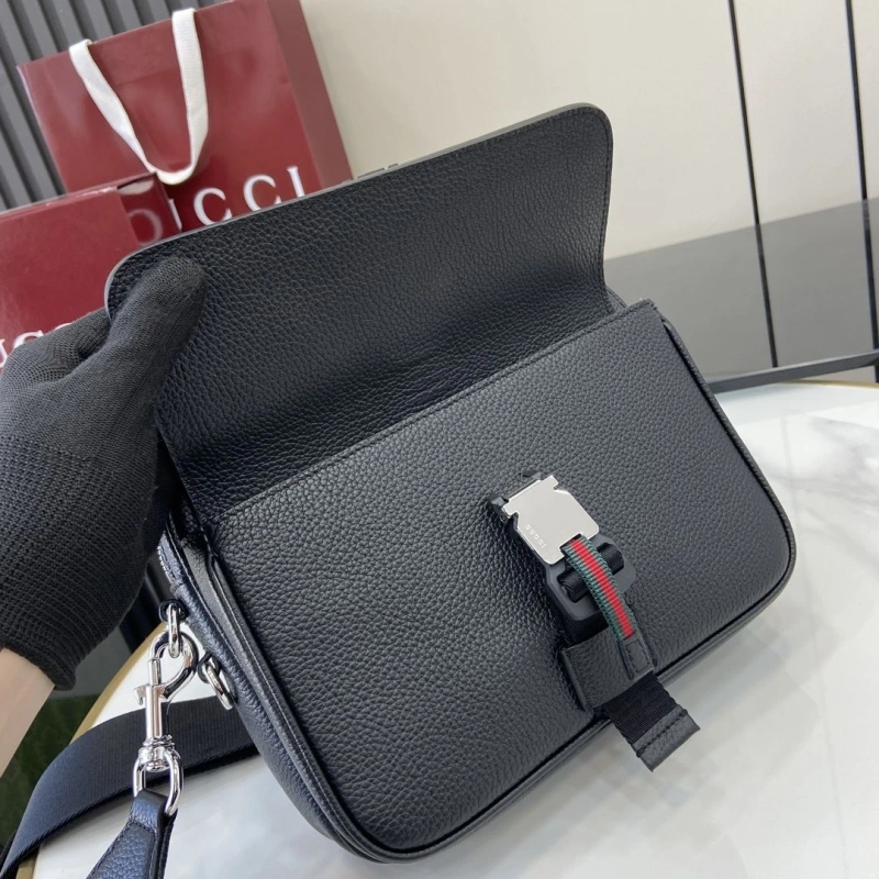 Gucci Satchel Bags 4094B-0337