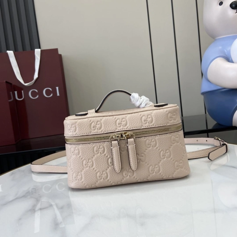 Gucci Cosmetic Bags 4094B-0404