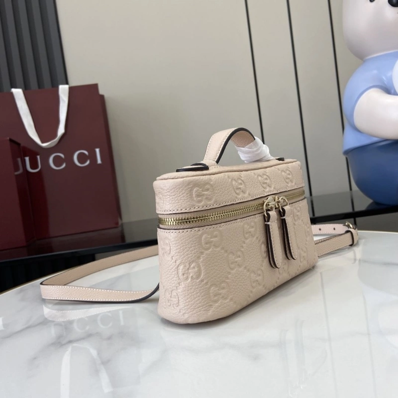 Gucci Cosmetic Bags 4094B-0404
