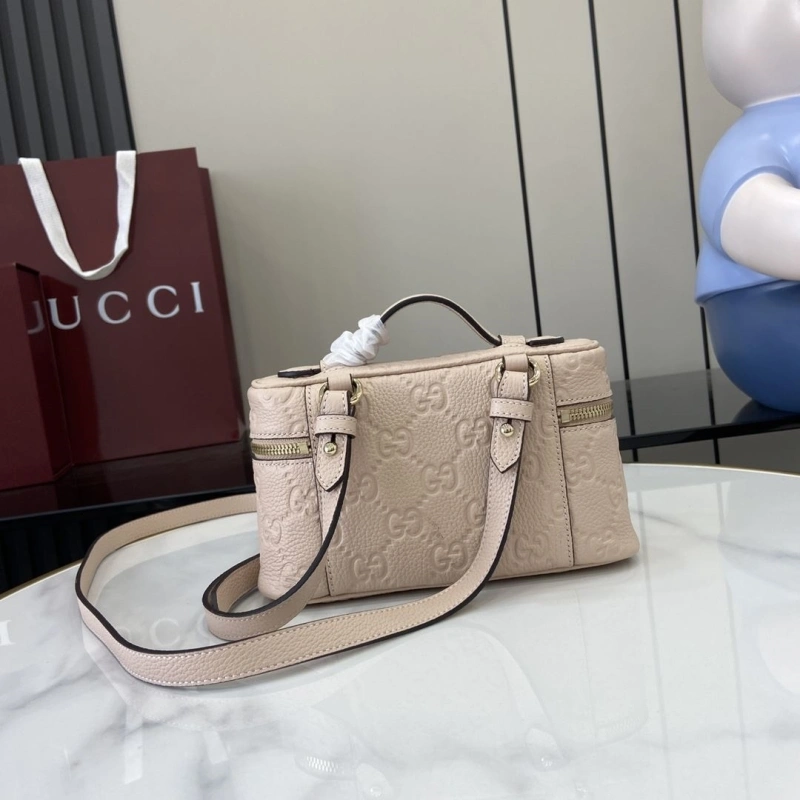 Gucci Cosmetic Bags 4094B-0404