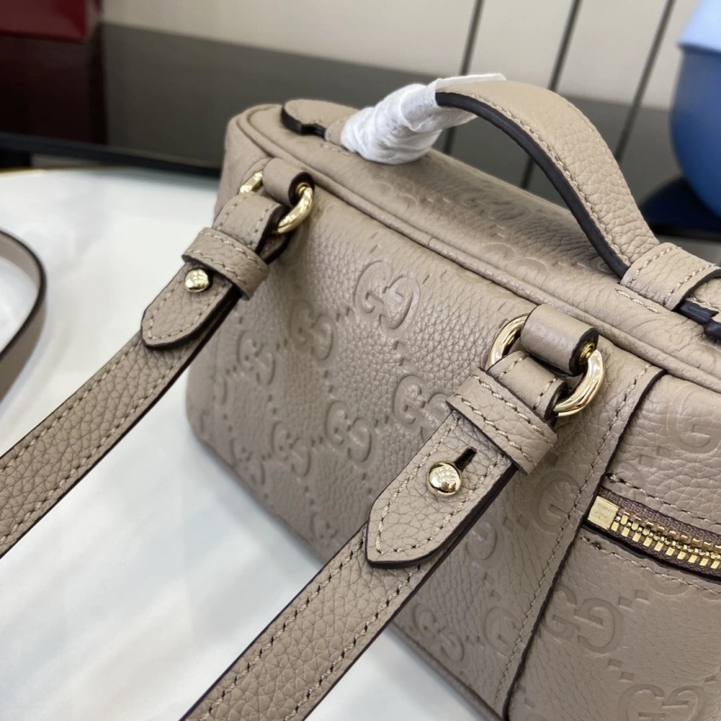 Gucci Cosmetic Bags 4094B-0411