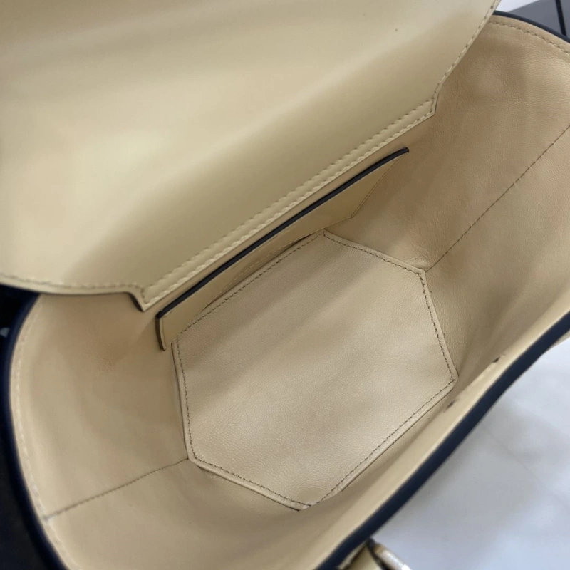 Gucci Top Handle Bags 4094B-0718