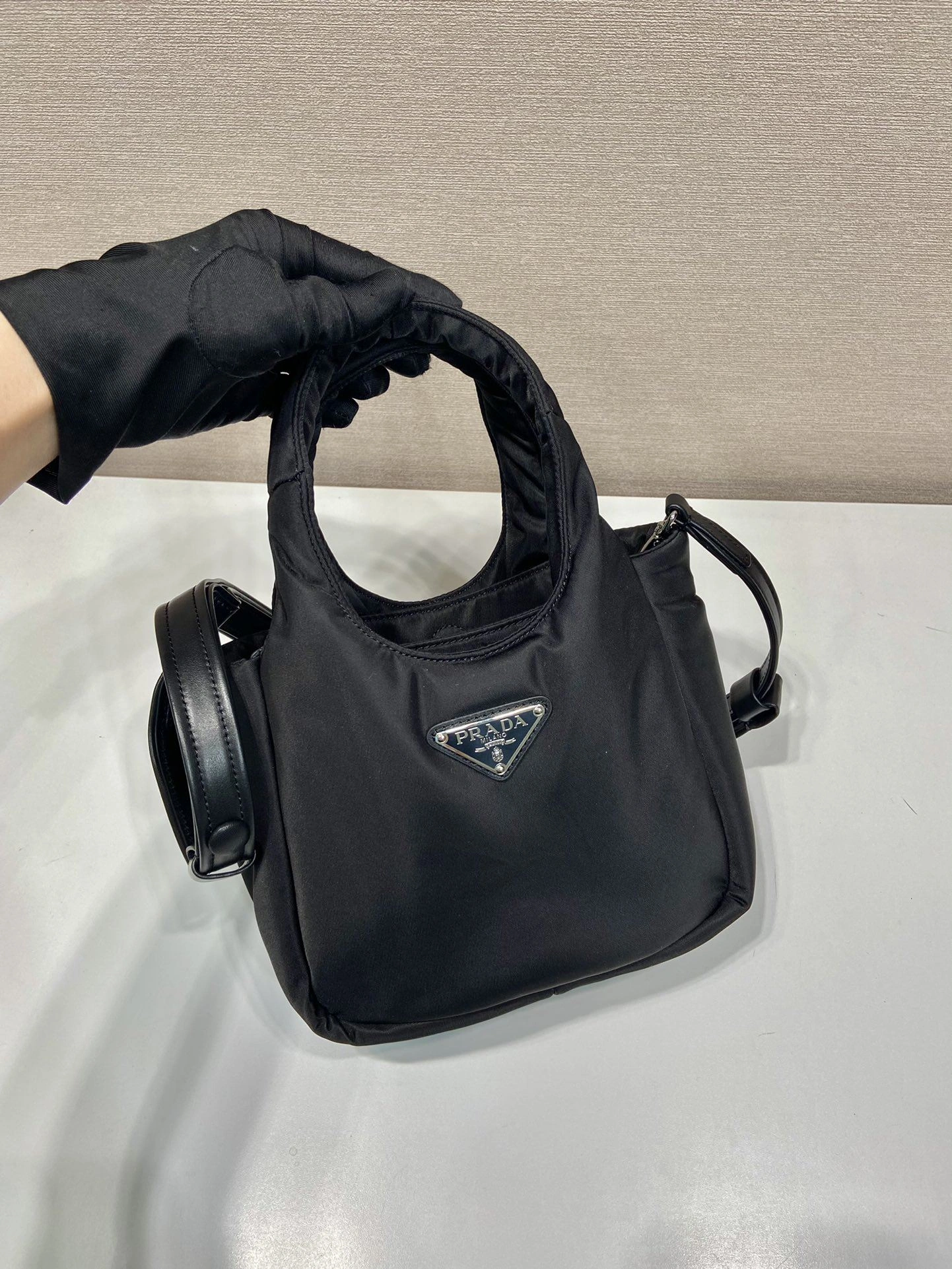 Prada Bucket Bags 4099A-0016