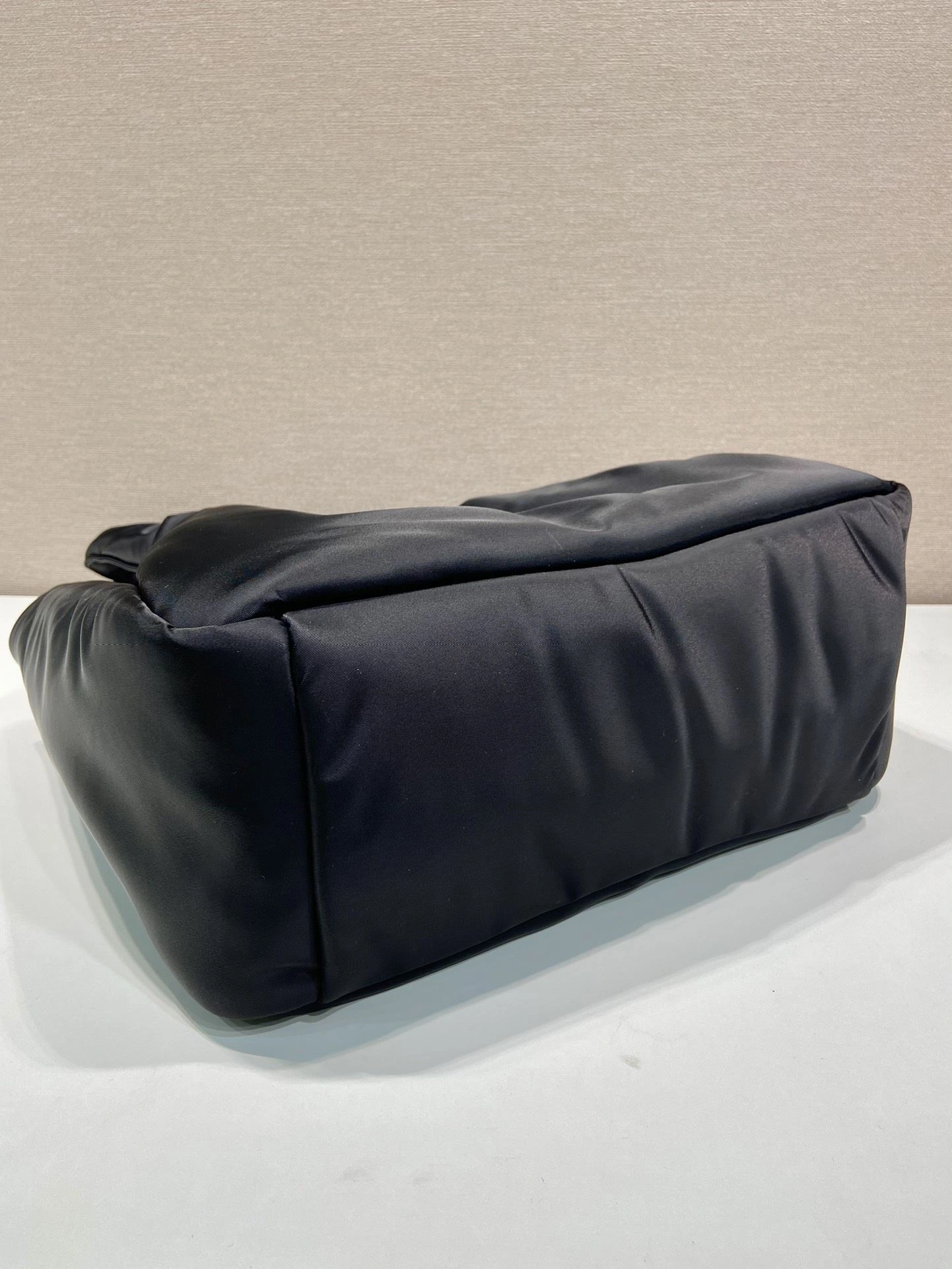 Prada Bucket Bags 4099A-0017