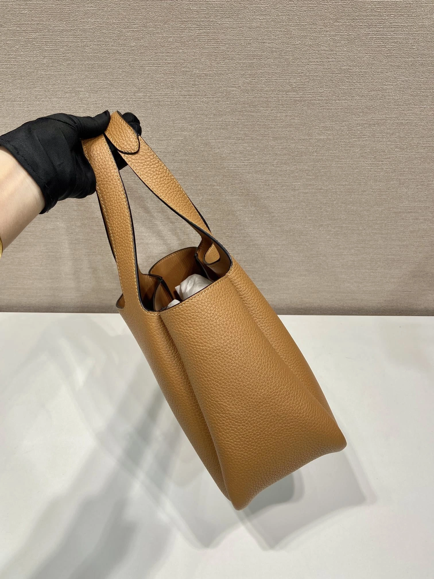 Prada Bucket Bags 4099A-0028