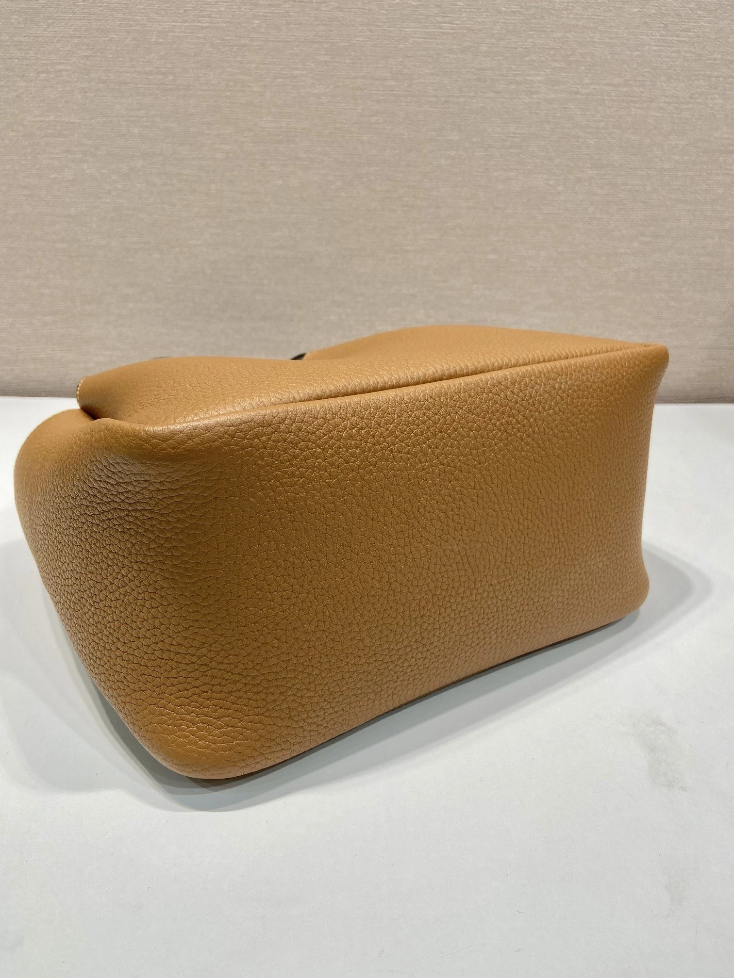 Prada Bucket Bags 4099A-0028