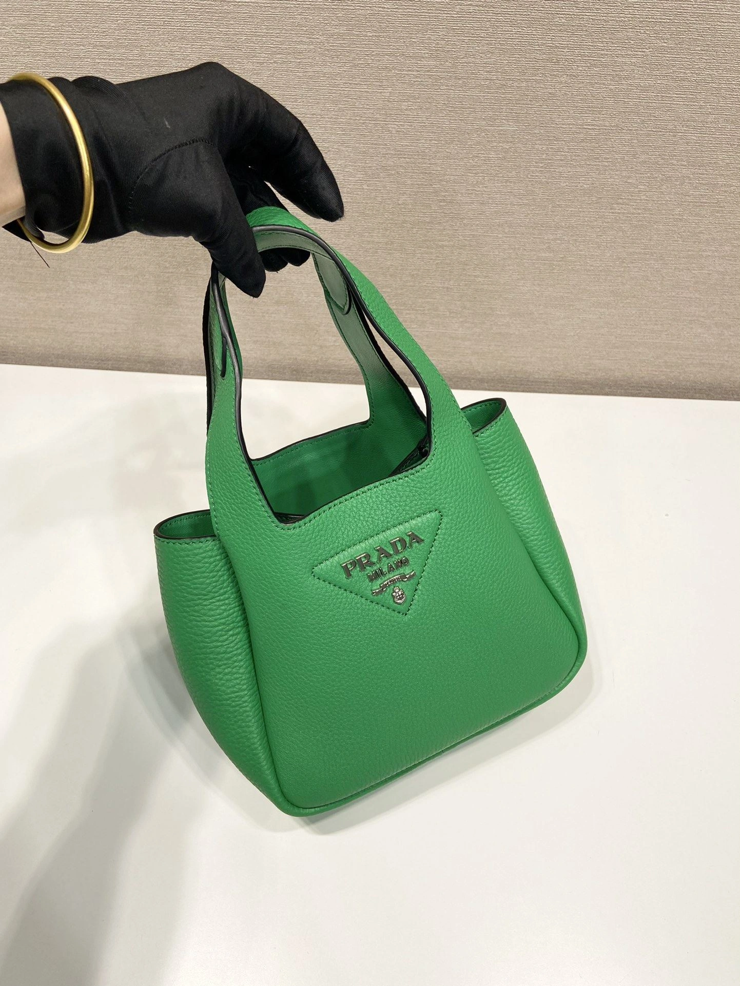 Prada Bucket Bags 4099A-0029