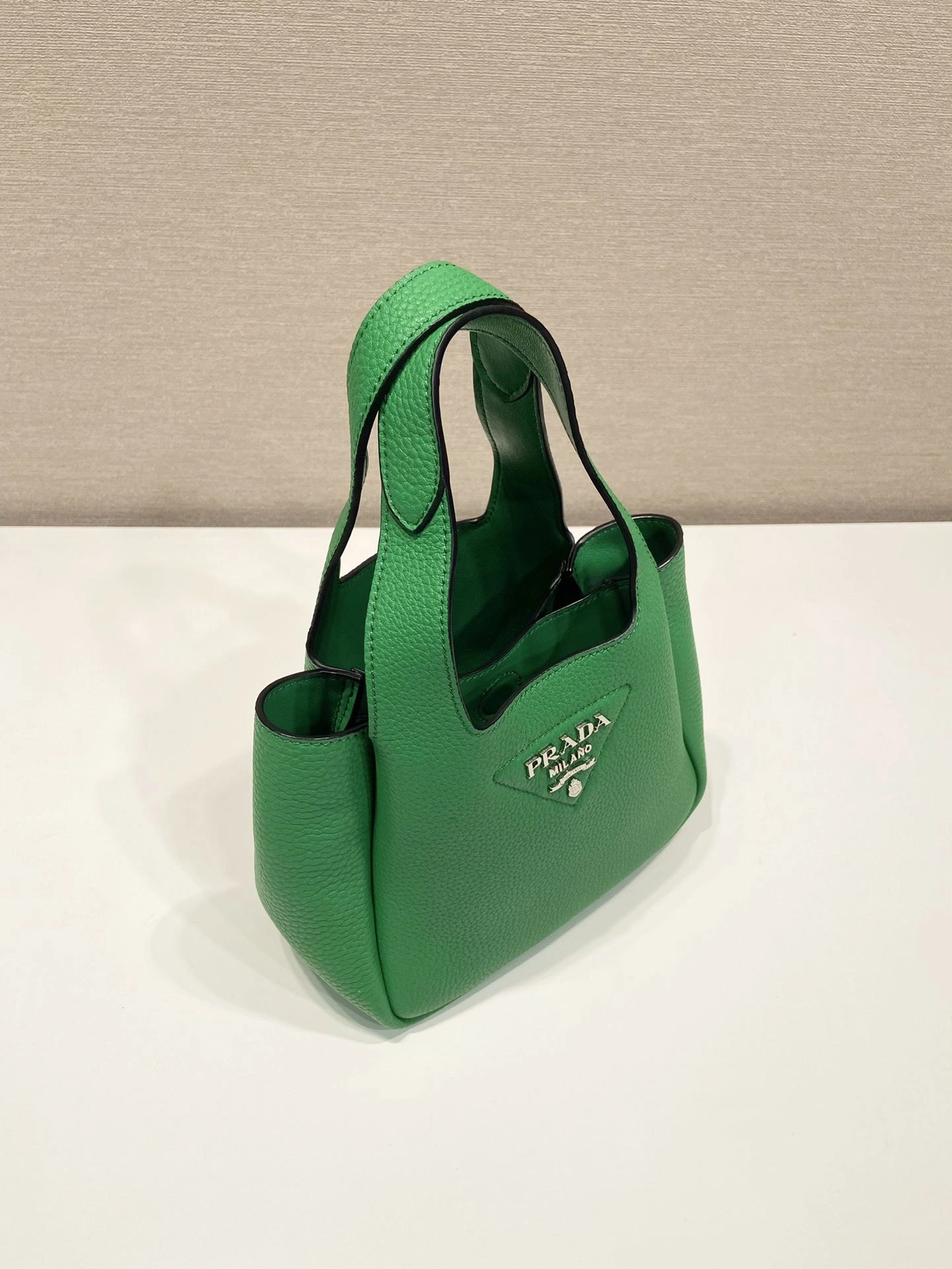 Prada Bucket Bags 4099A-0029