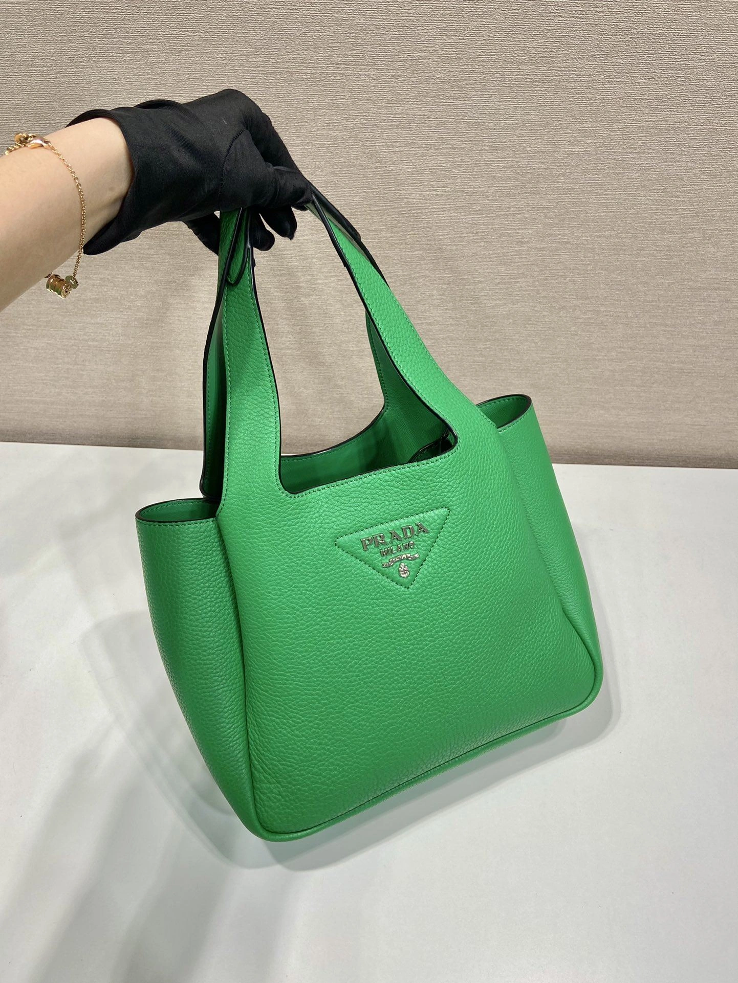 Prada Bucket Bags 4099A-0030