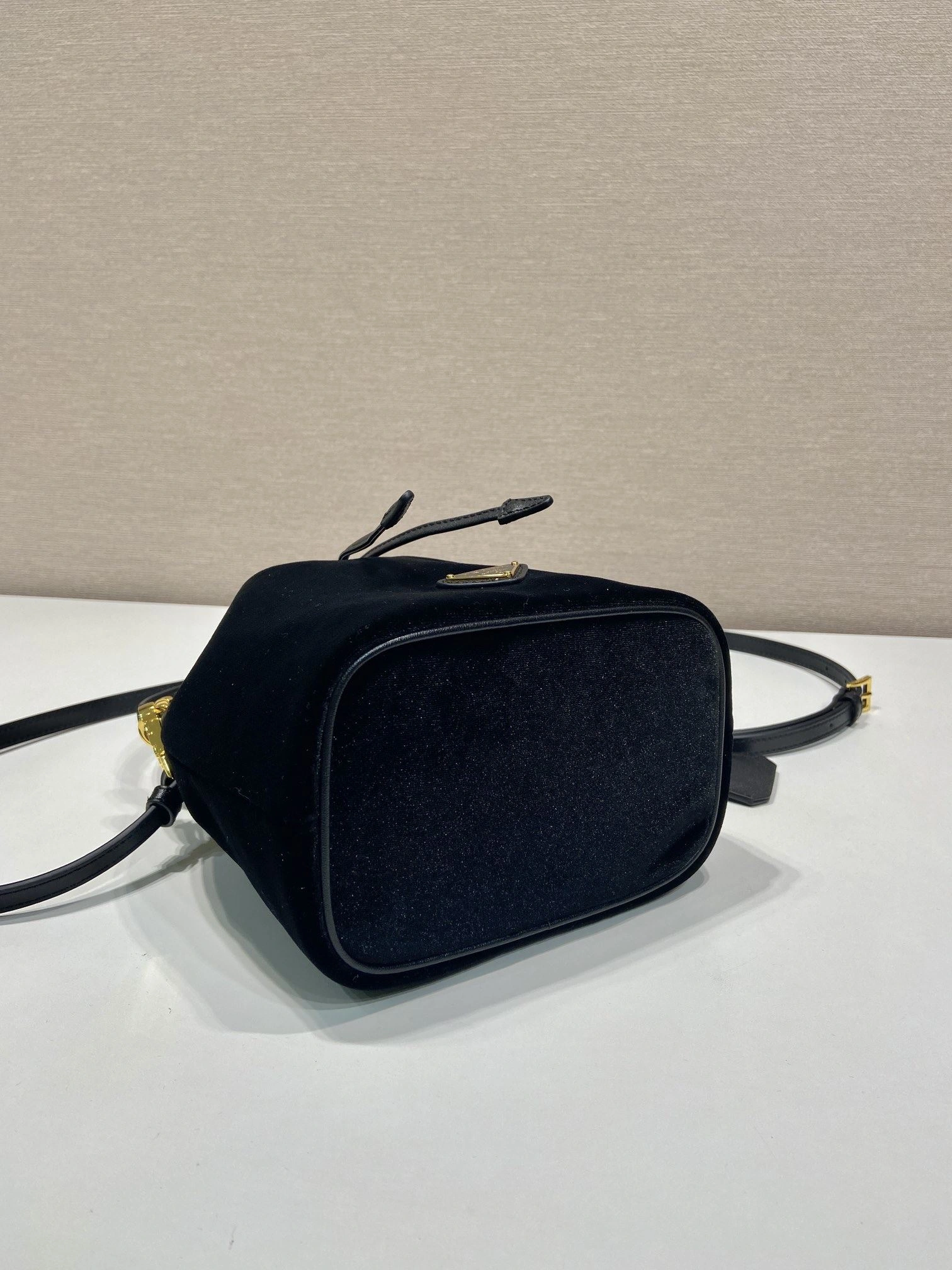 Prada Bucket Bags 4099A-0041