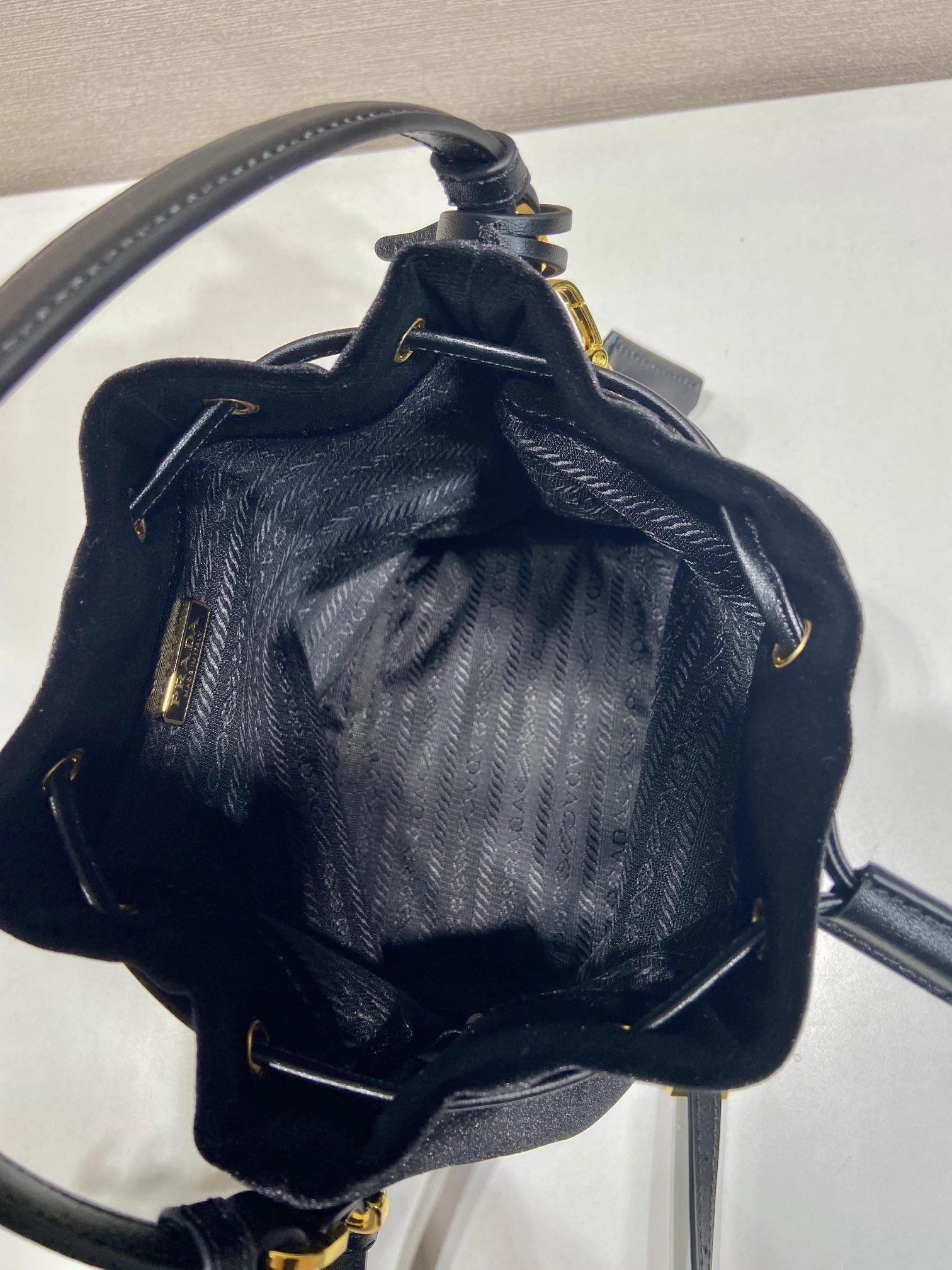 Prada Bucket Bags 4099A-0041