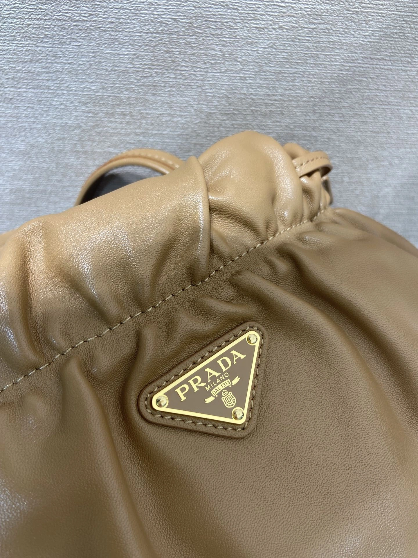 Prada Bucket Bags 4099A-0052