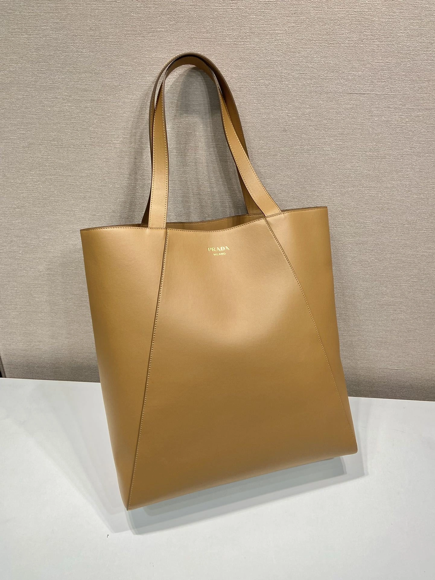 Prada Shopping Bags 4099A-0086