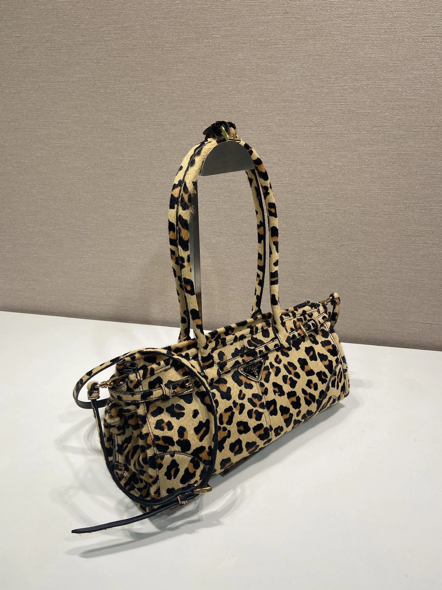 Prada Top Handle Bags 4099A-0122