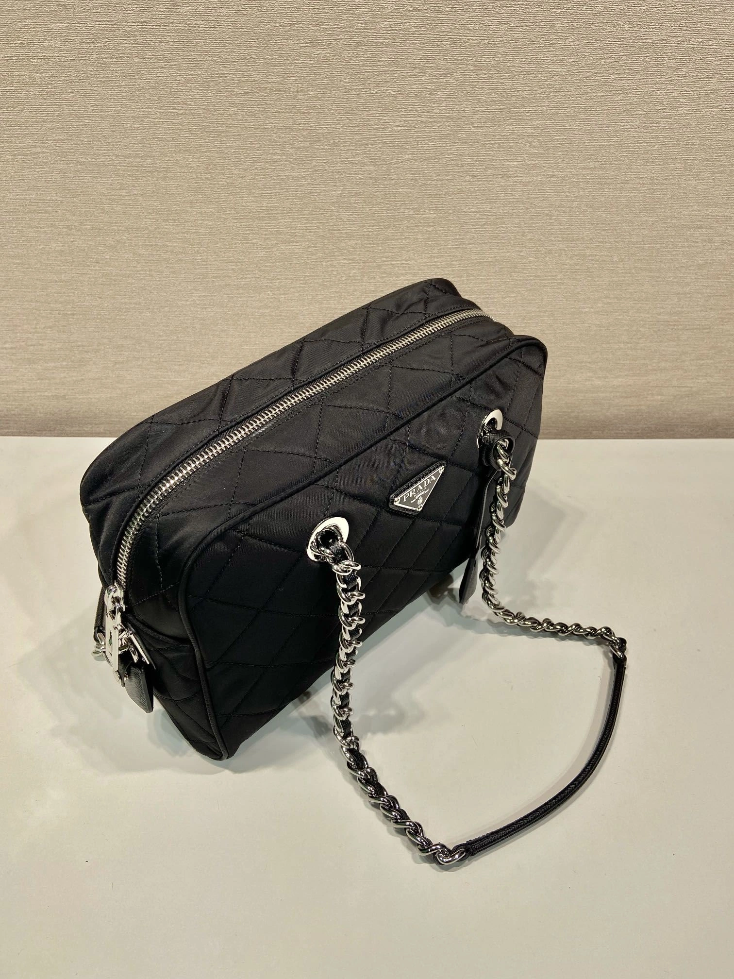 Prada Top Handle Bags 4099A-0152