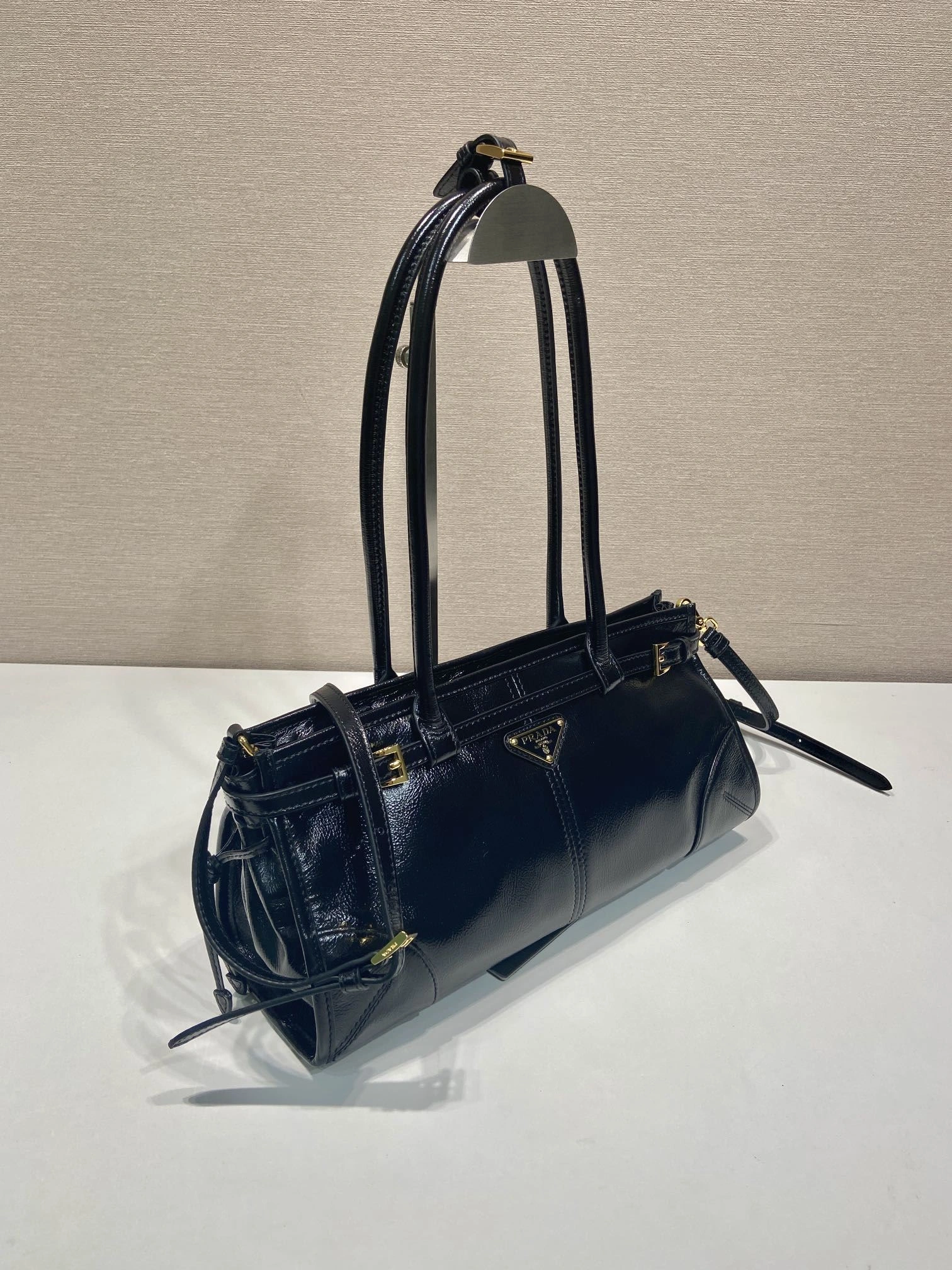Prada Top Handle Bags 4099A-0154
