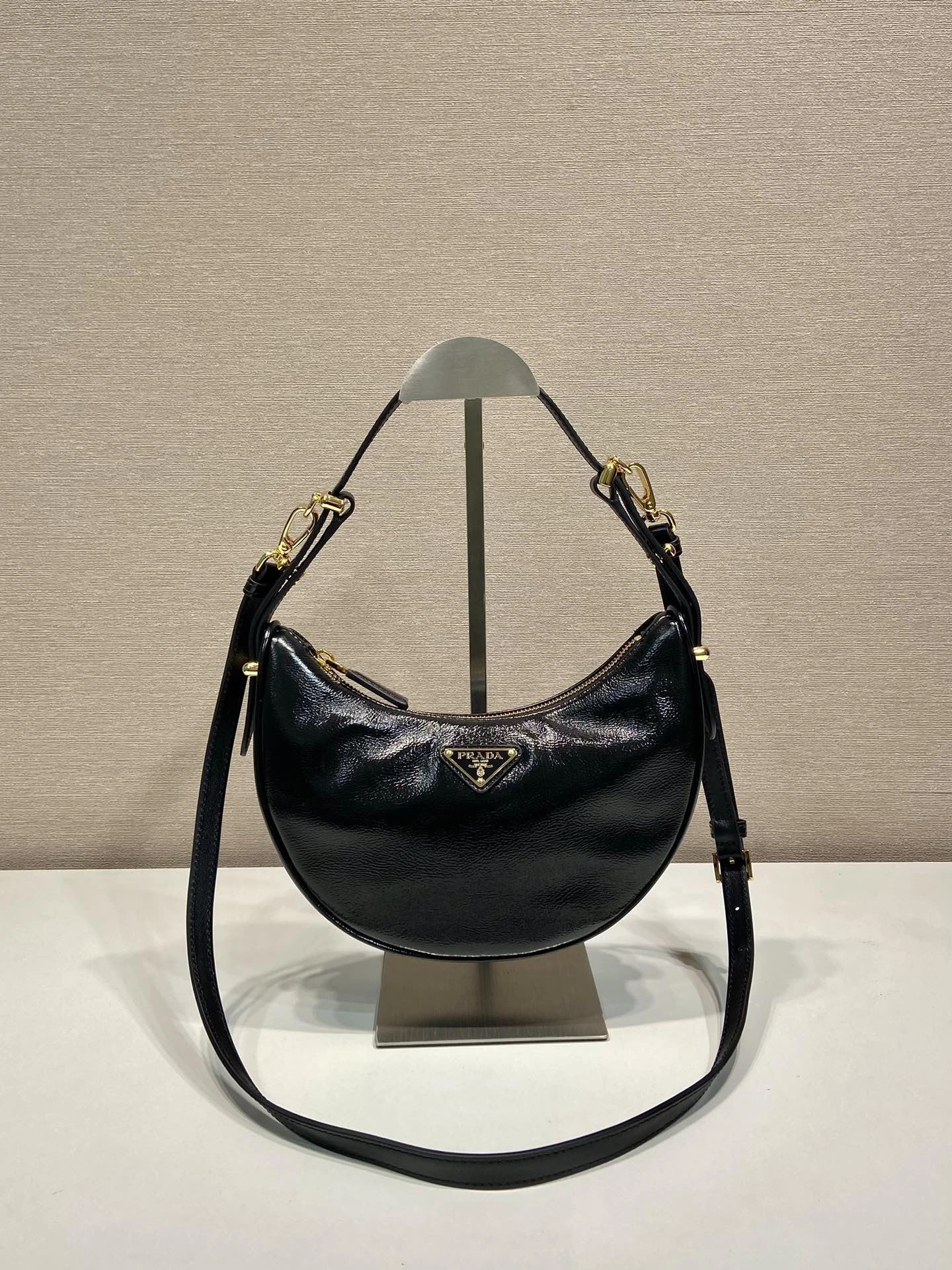 Prada Top Handle Bags 4099A-0155