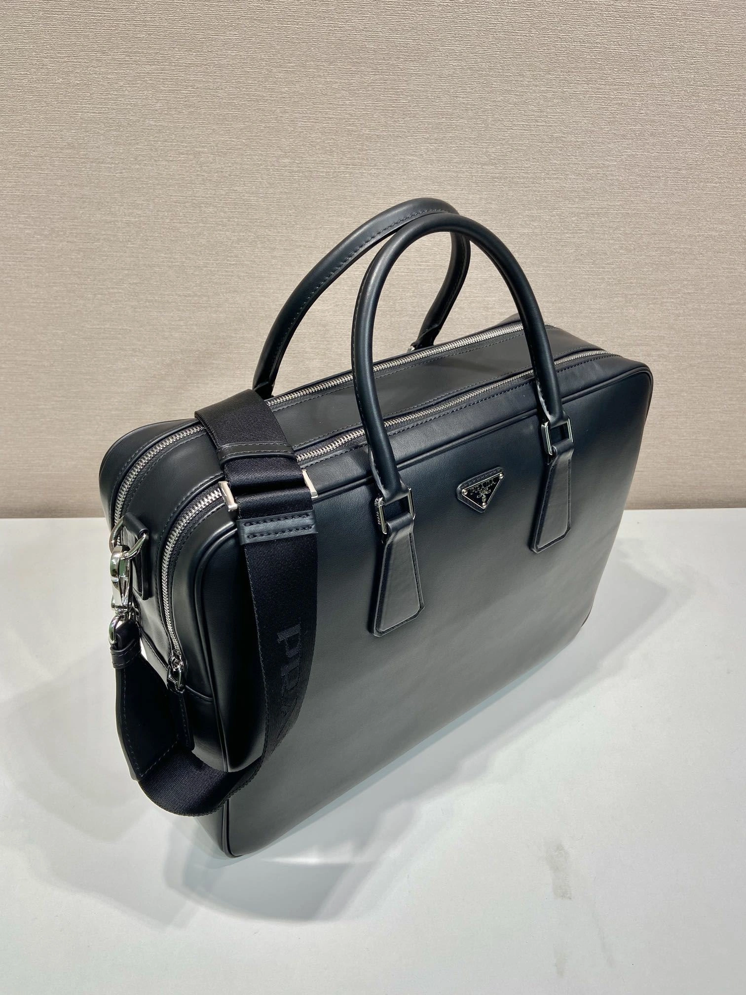 Prada Briefcase 4099A-0158