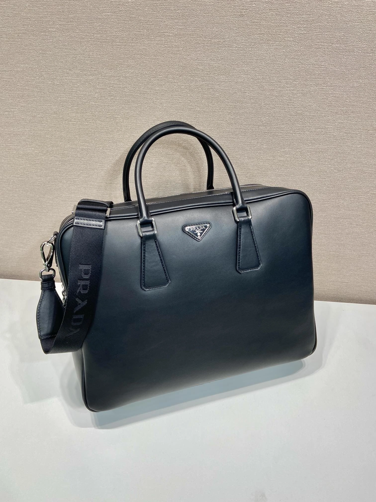 Prada Briefcase 4099A-0158