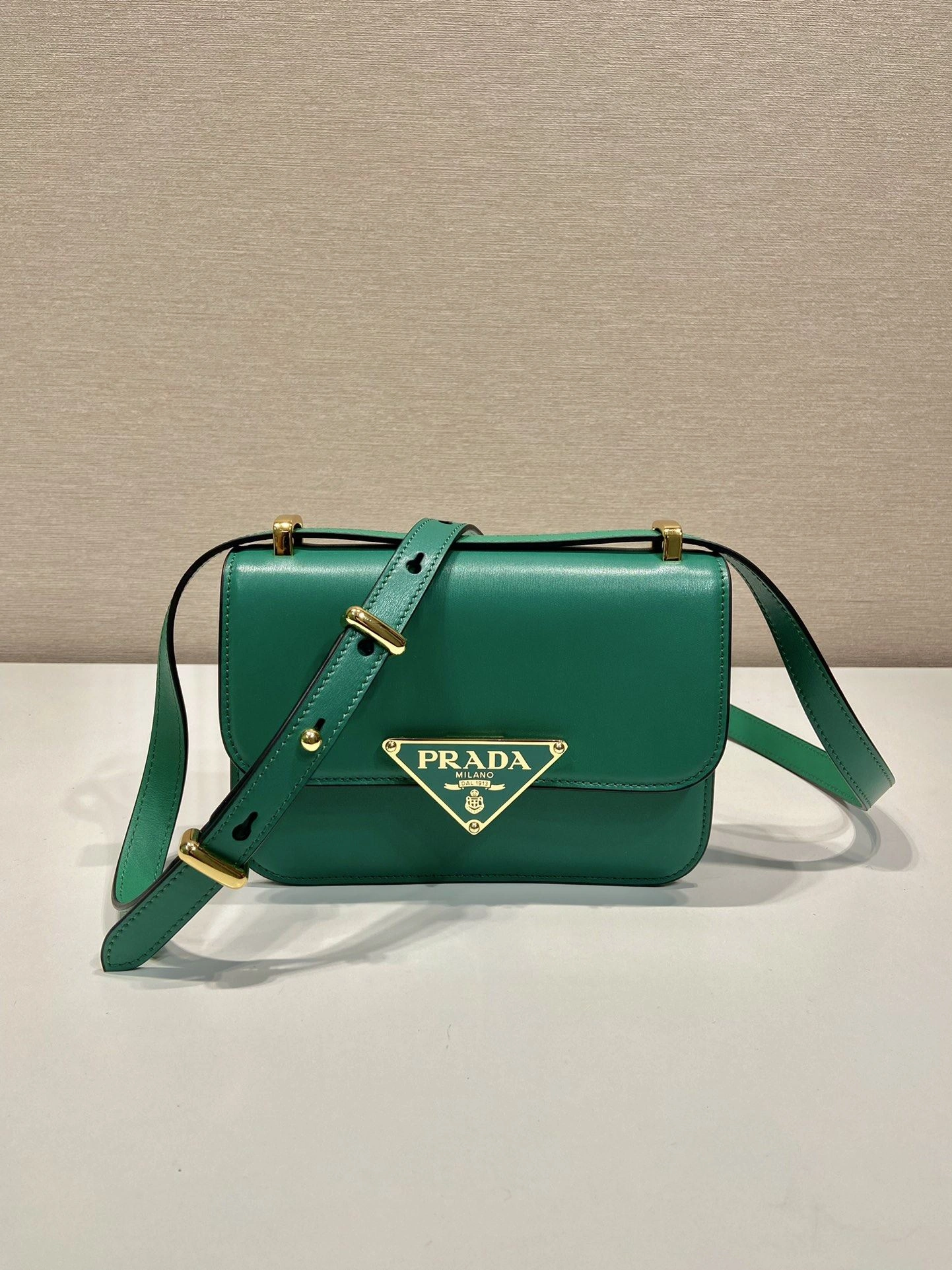 Prada Top Handle Bags 4099A-0176