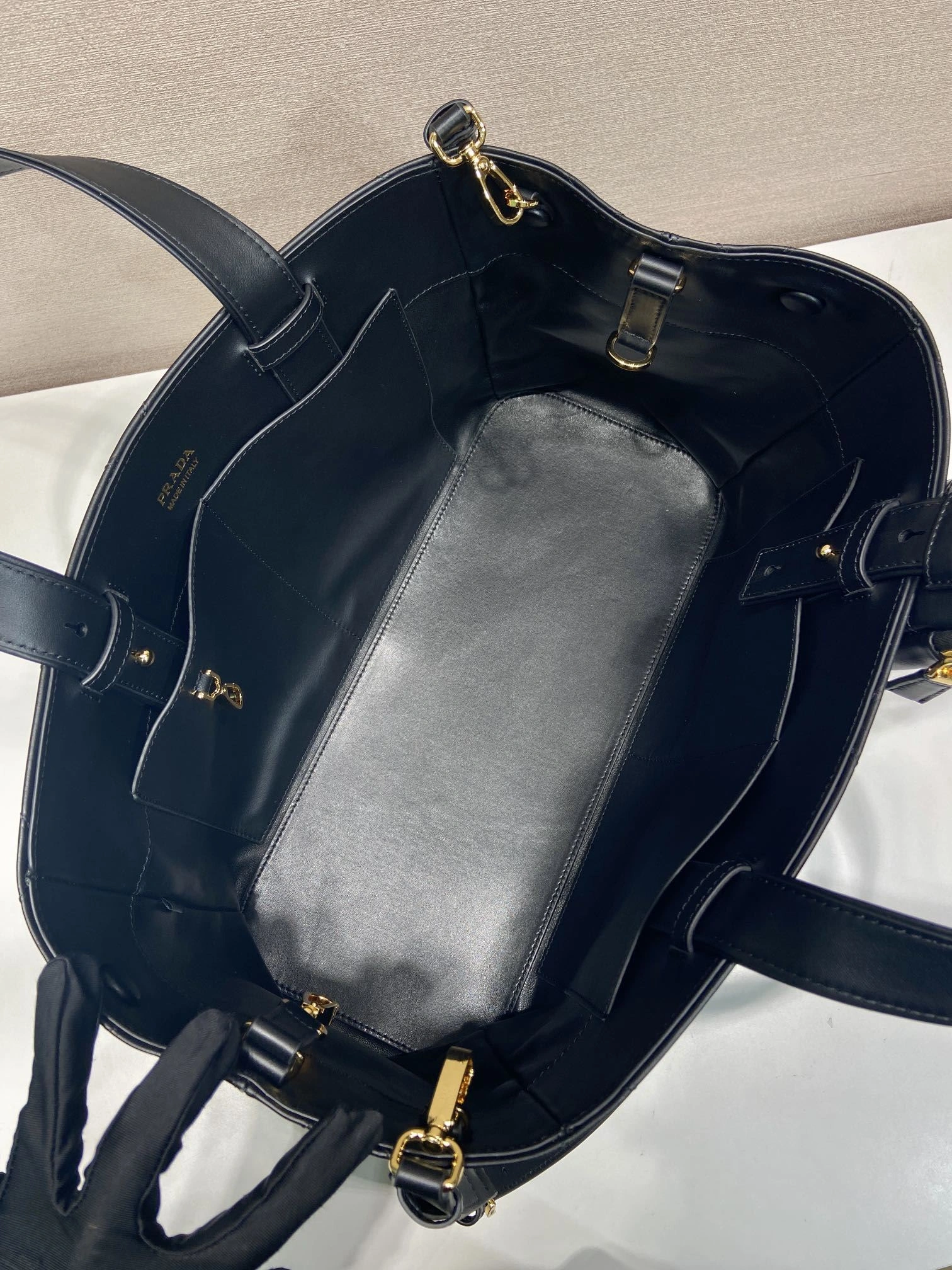 Prada Top Handle Bags 4099A-0205