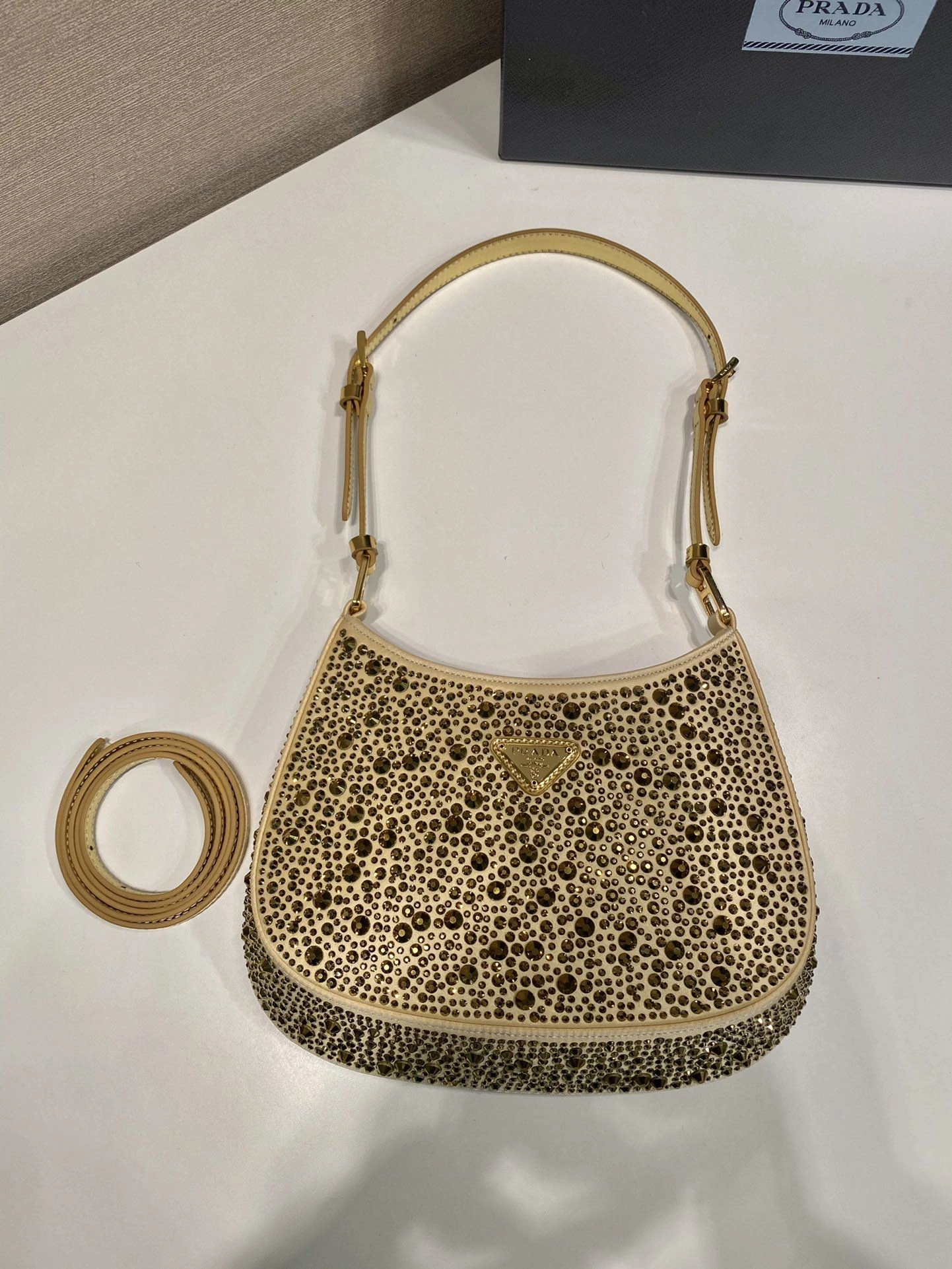 Prada Top Handle Bags 4099A-0224