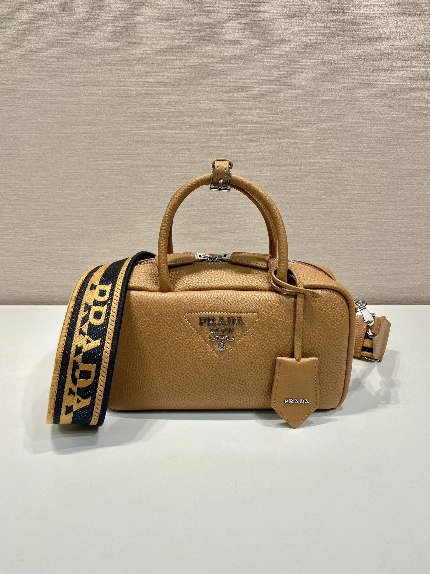 Prada Top Handle Bags 4099A-0230