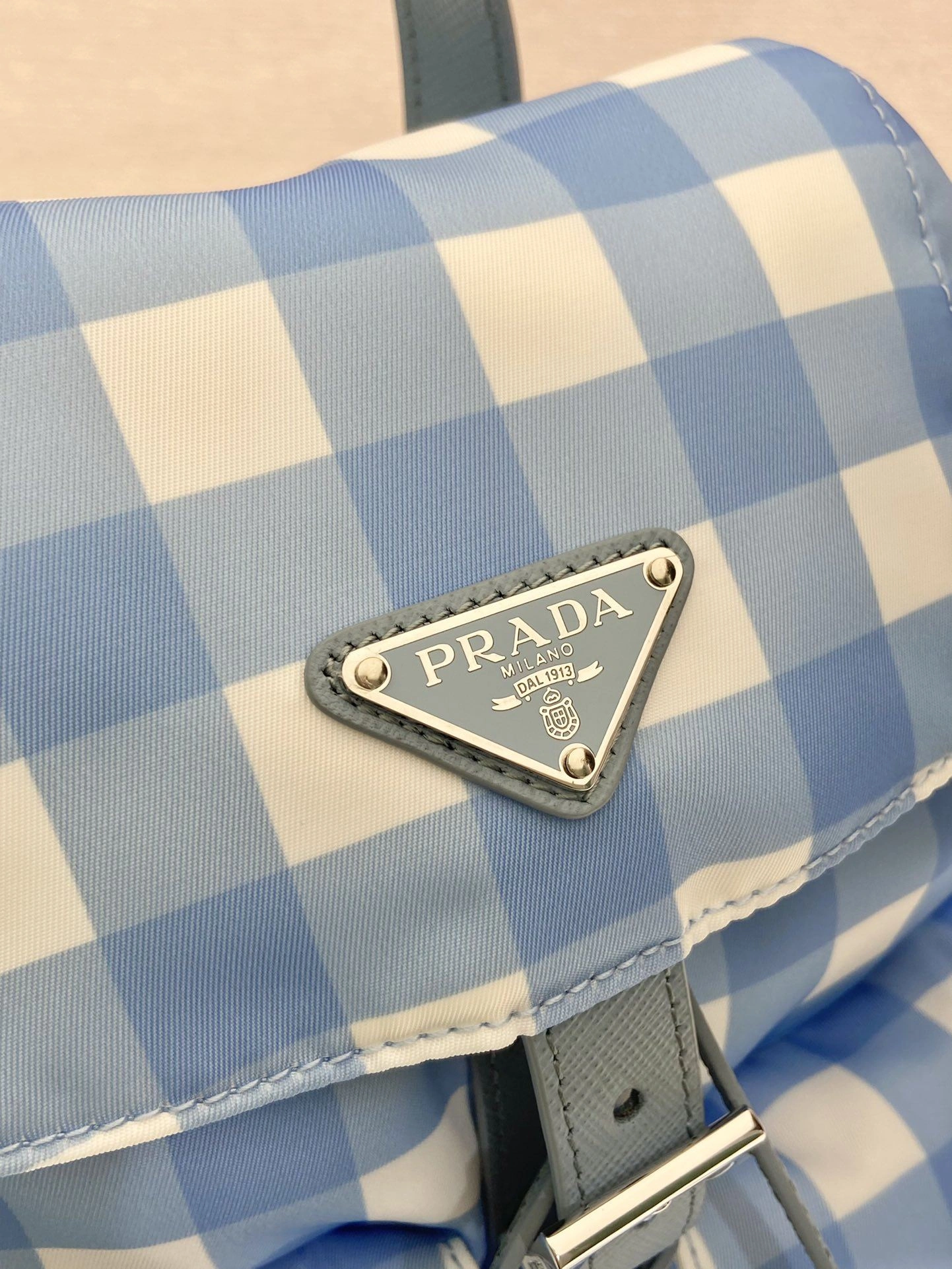 Prada Backpacks 4099A-0289