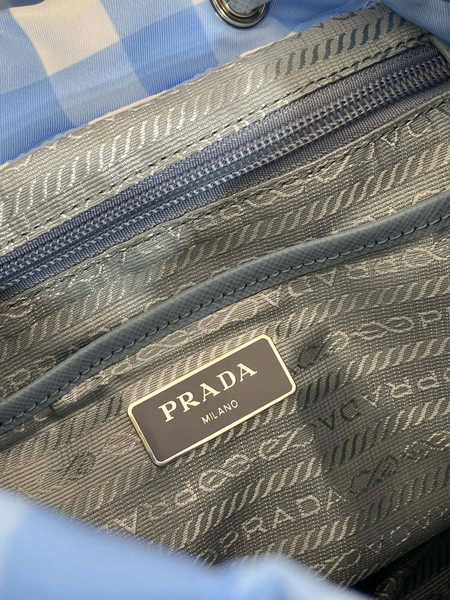 Prada Backpacks 4099A-0289