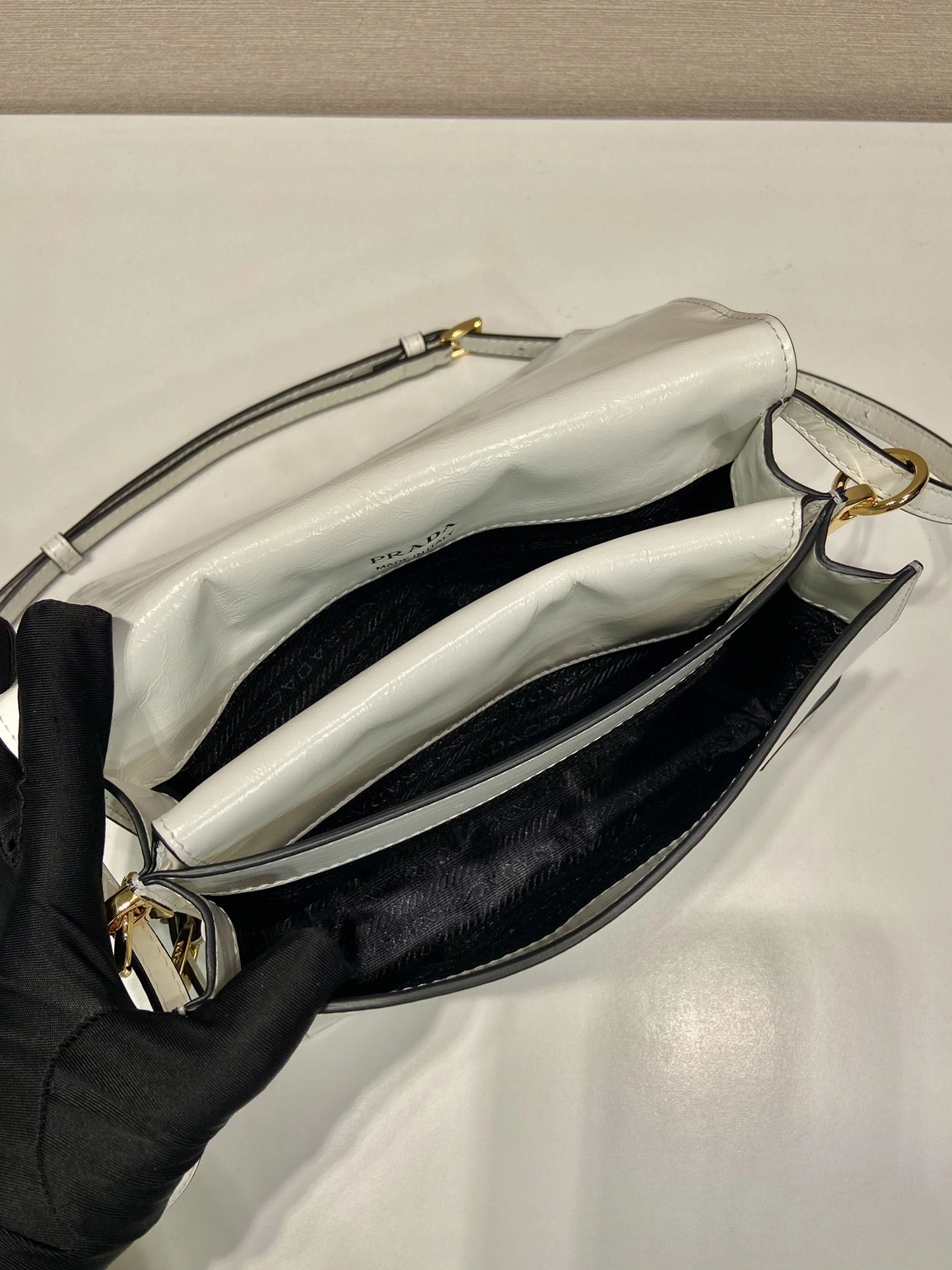 Prada Top Handle Bags 4099A-0306