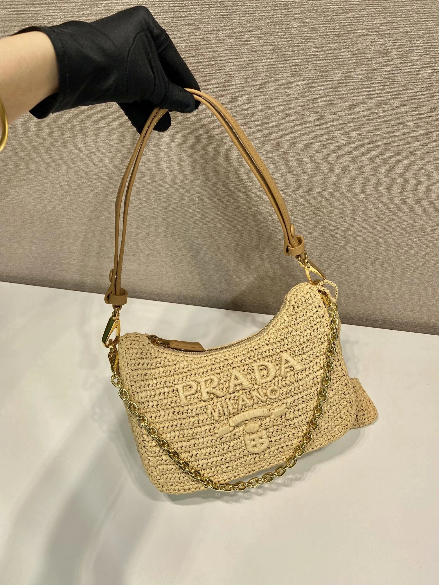 Prada Top Handle Bags 4099A-0326