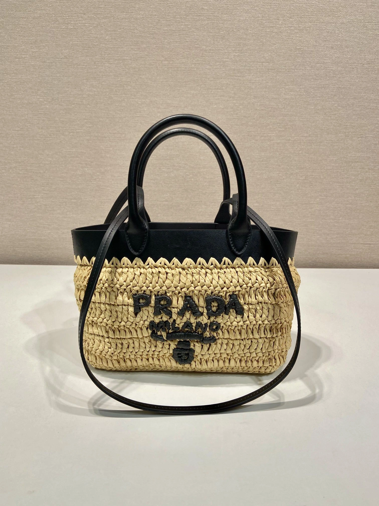 Prada Shopping Bags 4099A-0331