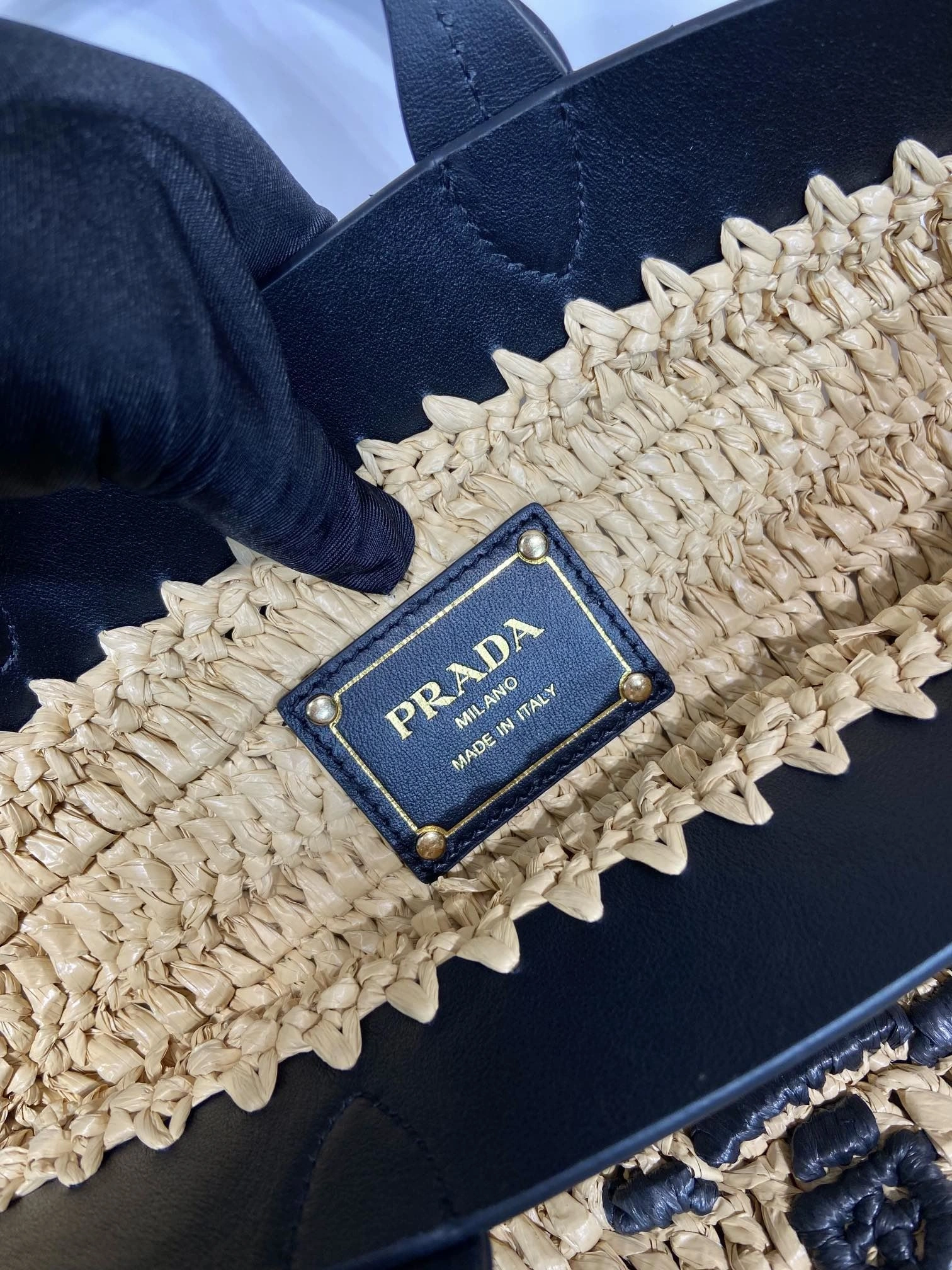 Prada Shopping Bags 4099A-0331