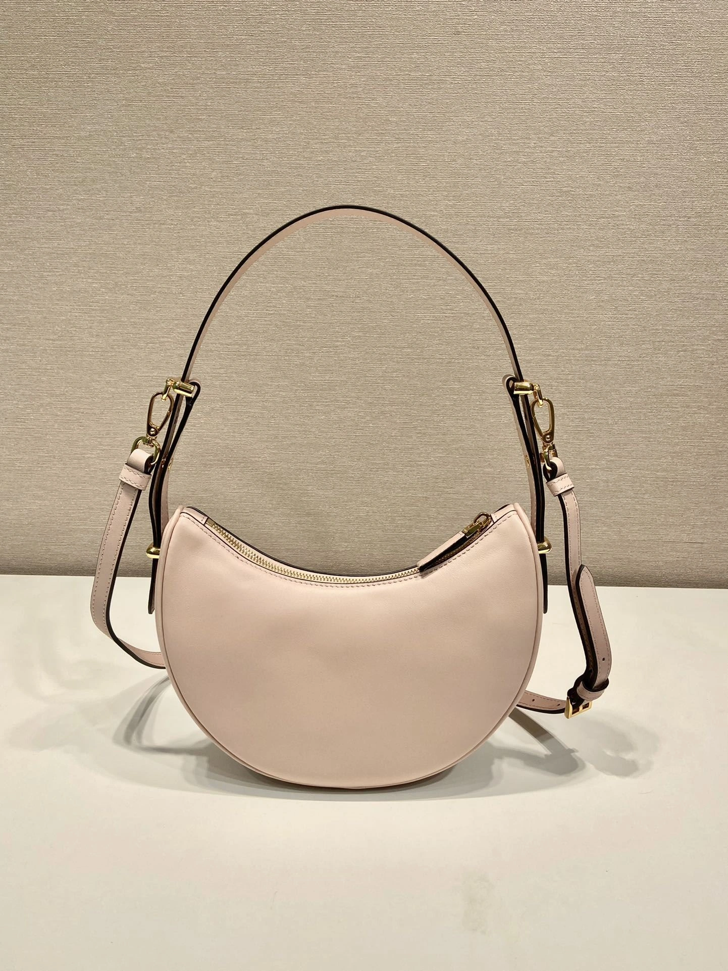 Prada Top Handle Bags 4099A-0337