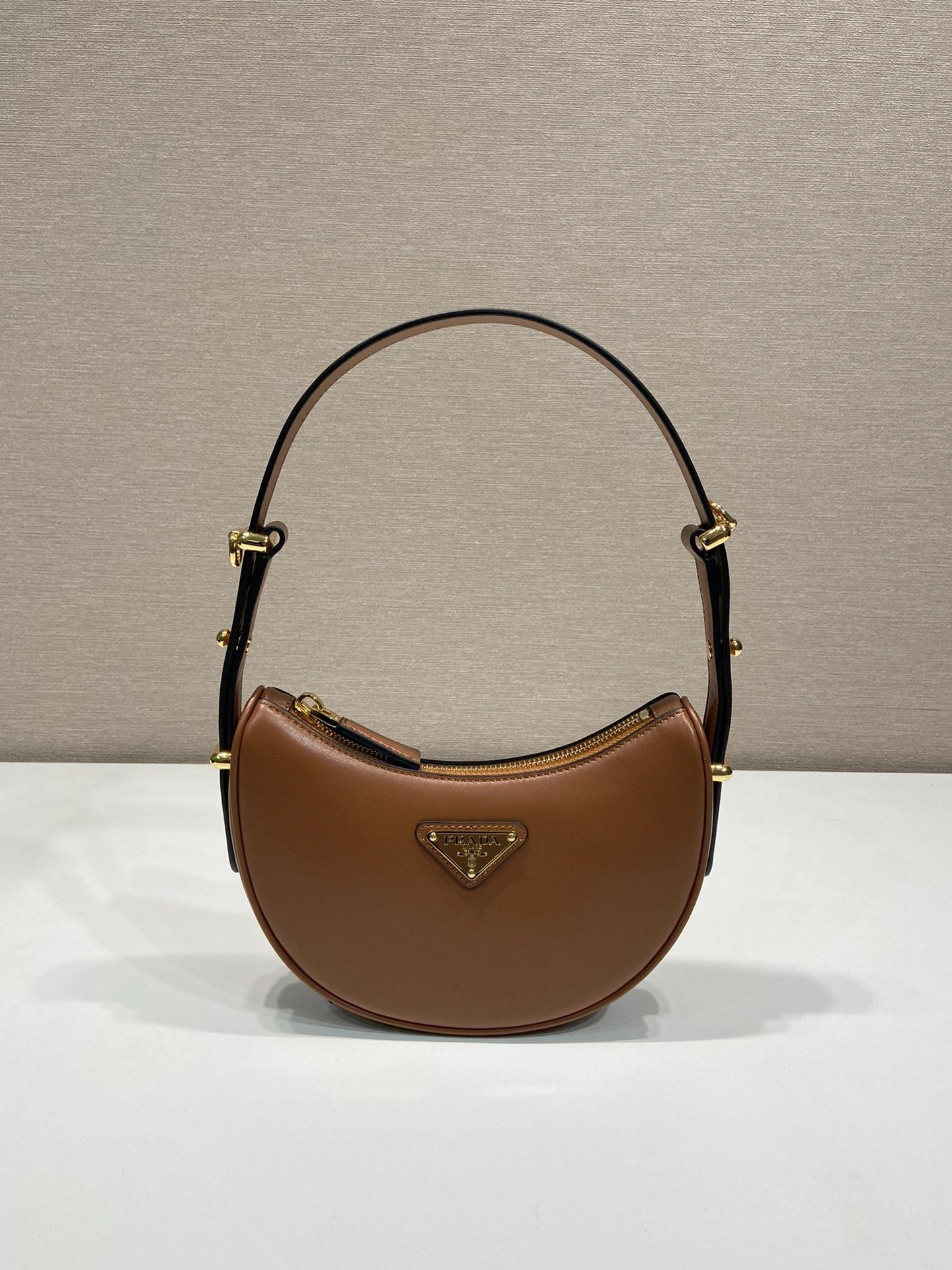 Prada Top Handle Bags 4099A-0338