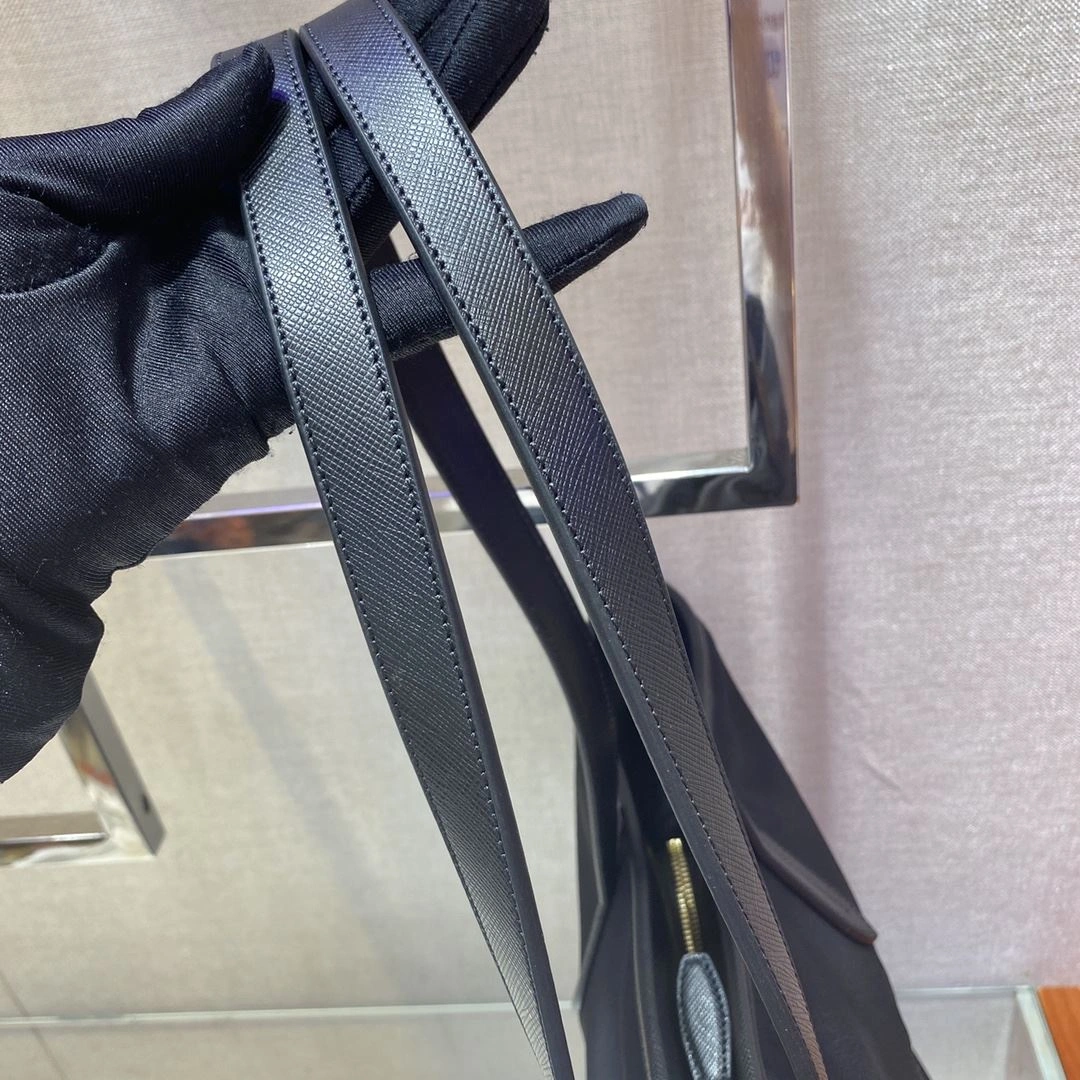 Prada Shopping Bags 4099A-0342