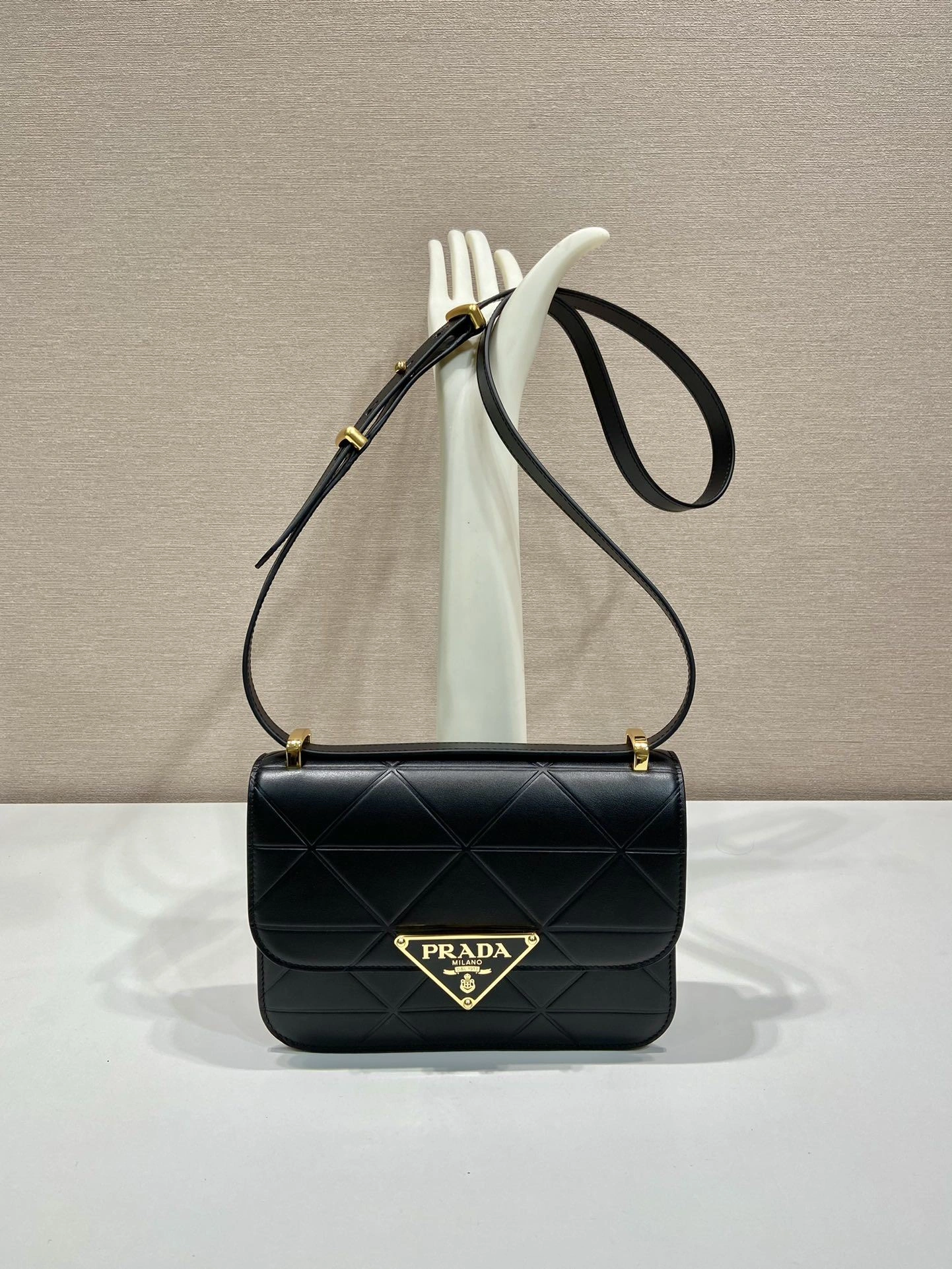 Prada Top Handle Bags 4099A-0360