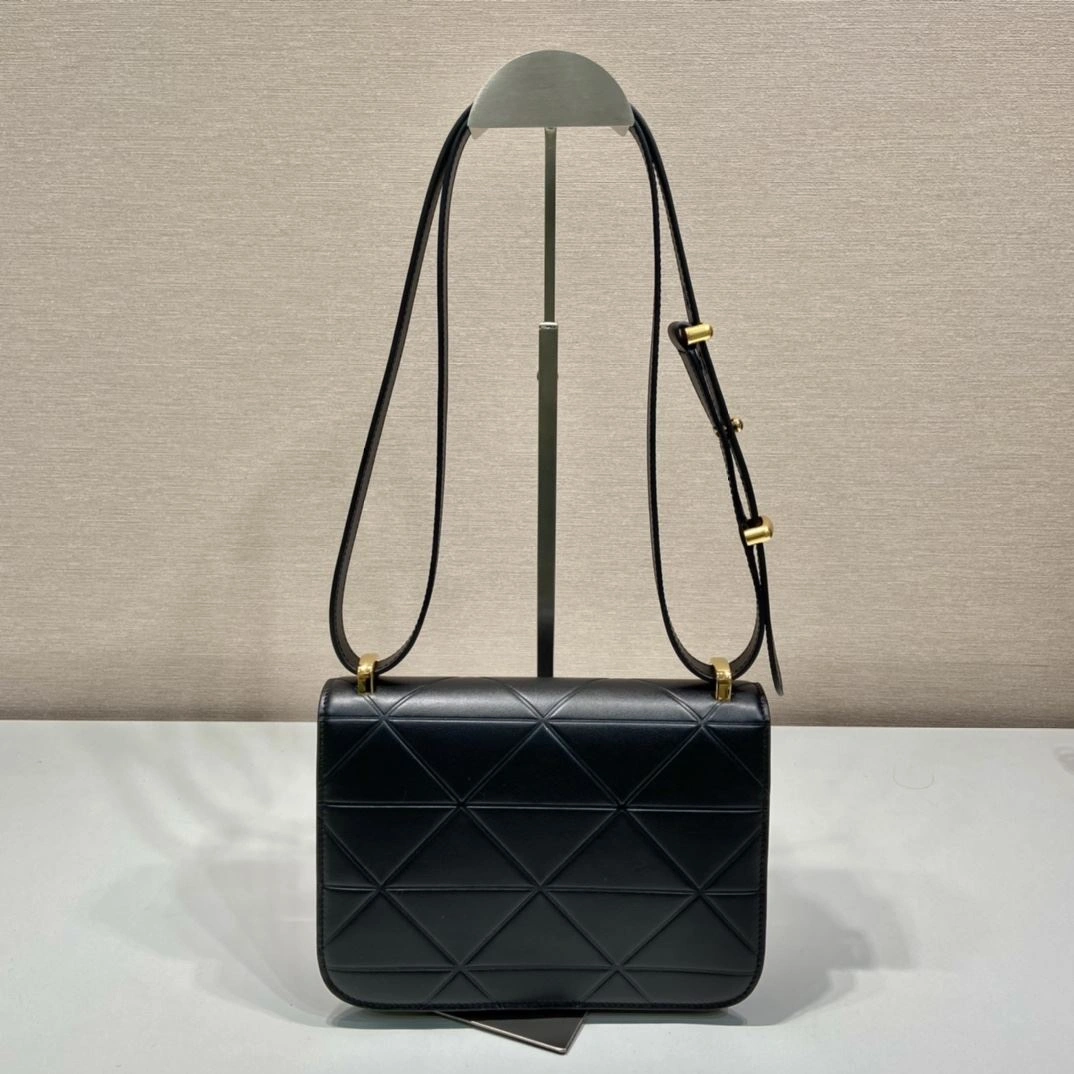 Prada Top Handle Bags 4099A-0360