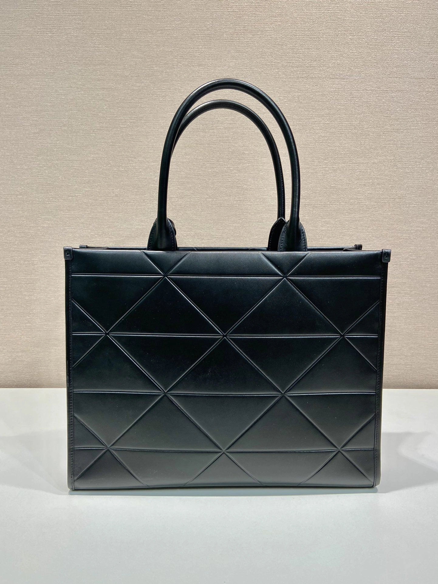 Prada Top Handle Bags 4099A-0363