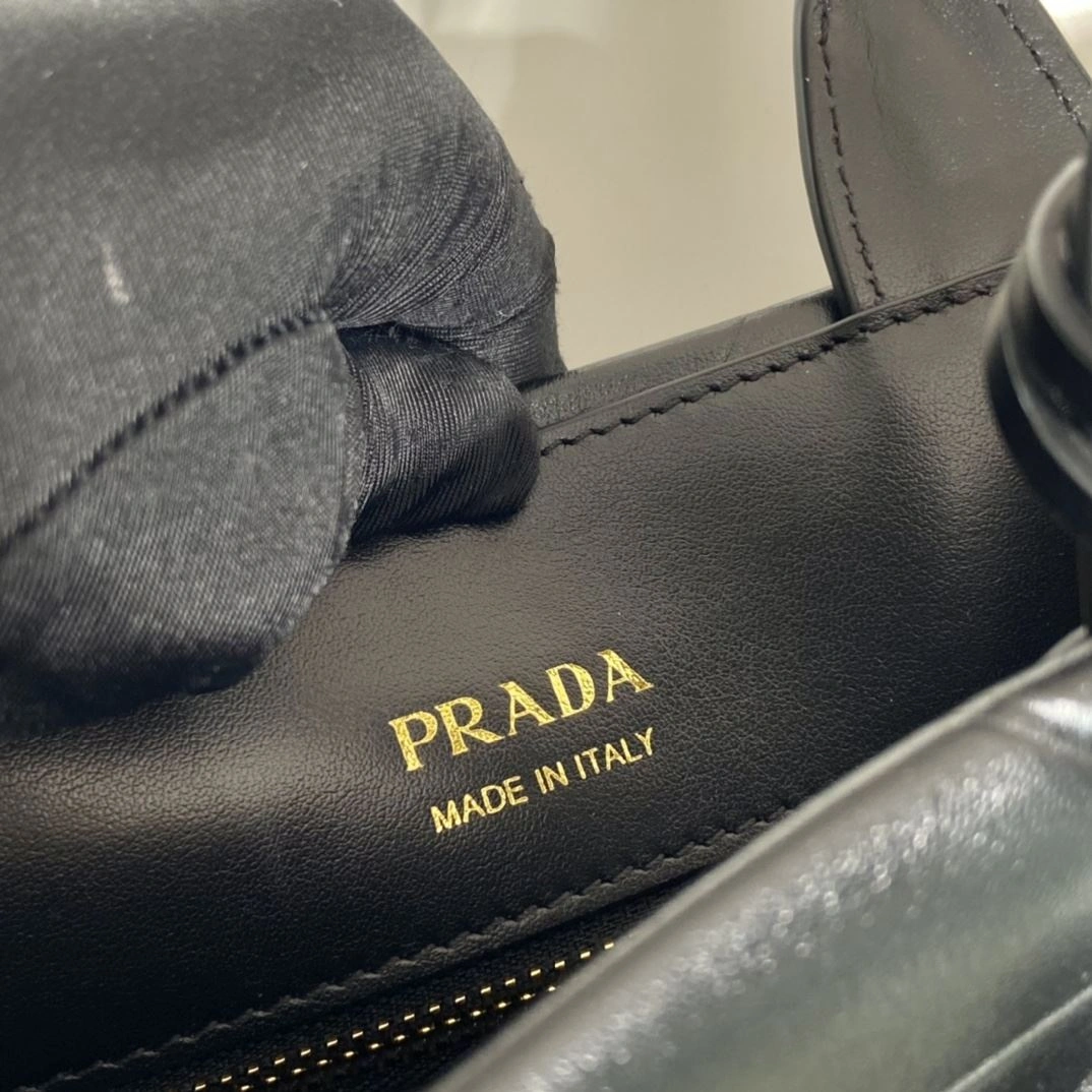 Prada Top Handle Bags 4099A-0363